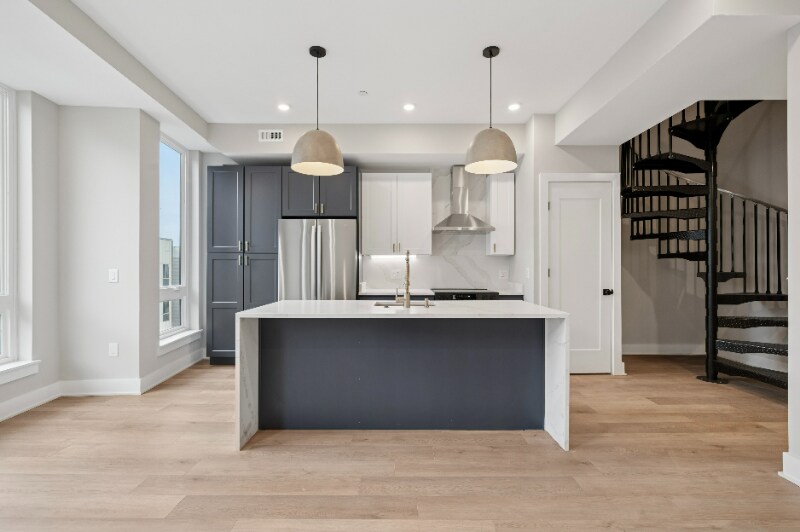 Building Photo - 1626 Ridge Ave