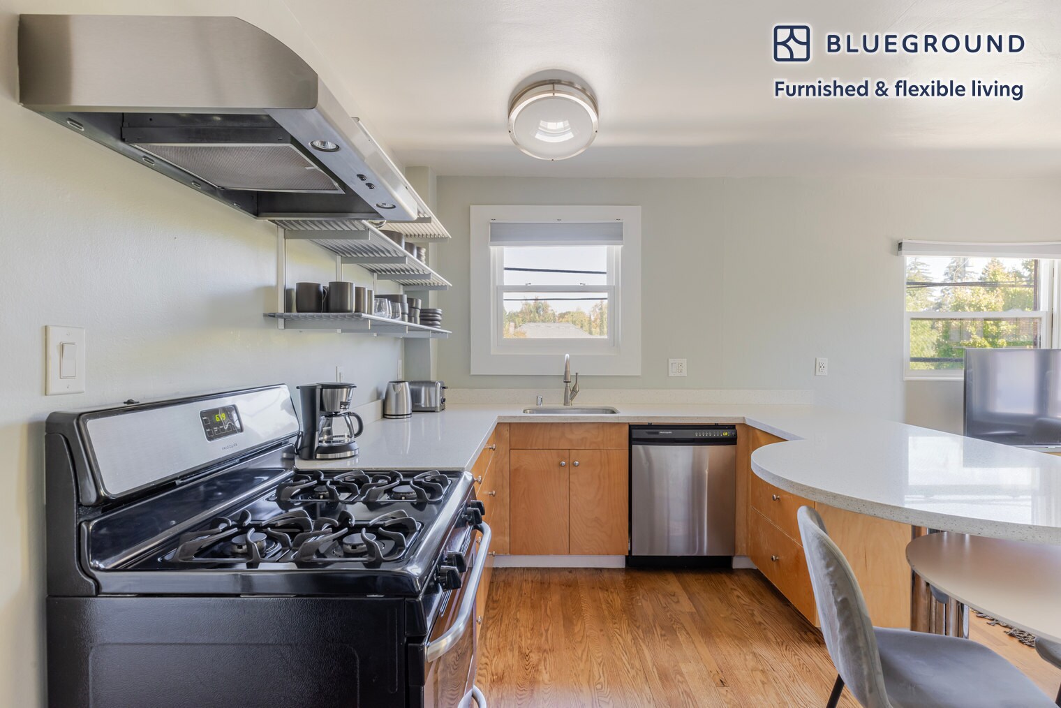 Building Photo - 325 Hawthorne Ave