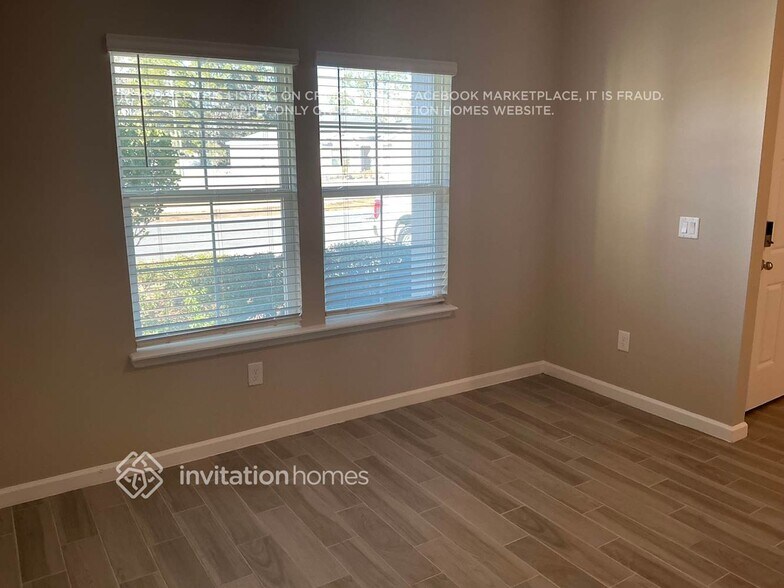 Building Photo - 2582 Laylas Wy