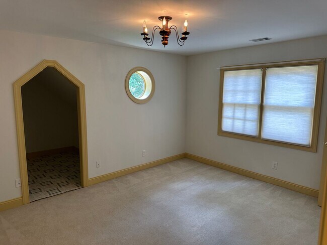 Building Photo - 110 Wimbledon Ct