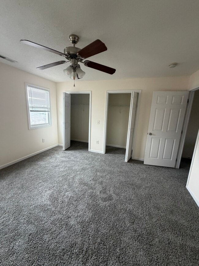 Building Photo - 2-bedroom, 1 full bath with 2-half baths Condo   Gray TN