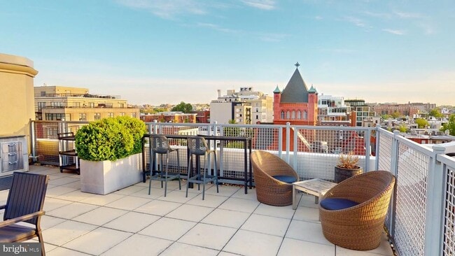 Building Photo - 1529 14th St NW