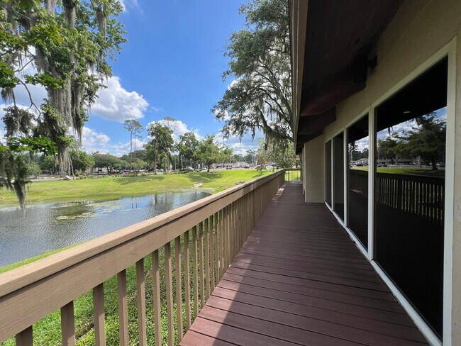 Building Photo - Beautiful 3 BD 2 BATH Home in Gated Community