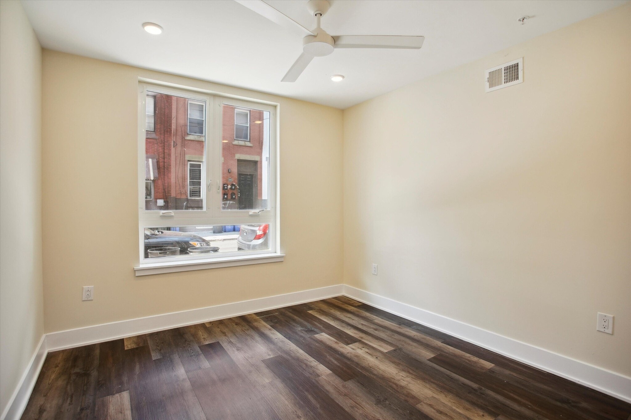 Building Photo - 1807 N Bouvier St