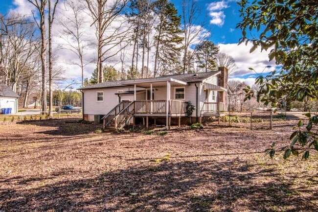 Building Photo - 1159 Camp Creek Rd