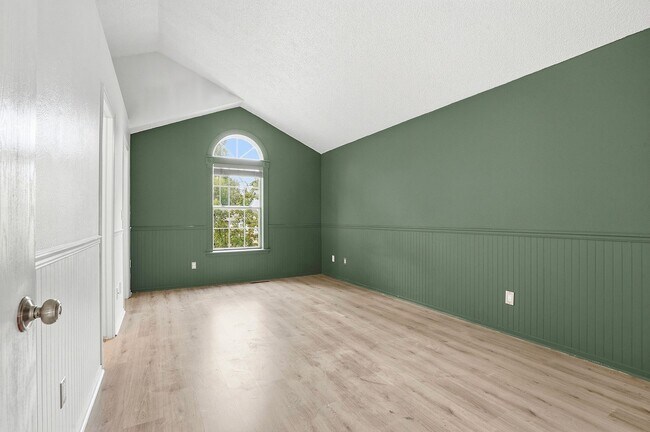 Building Photo - 3304 W 127th Ave