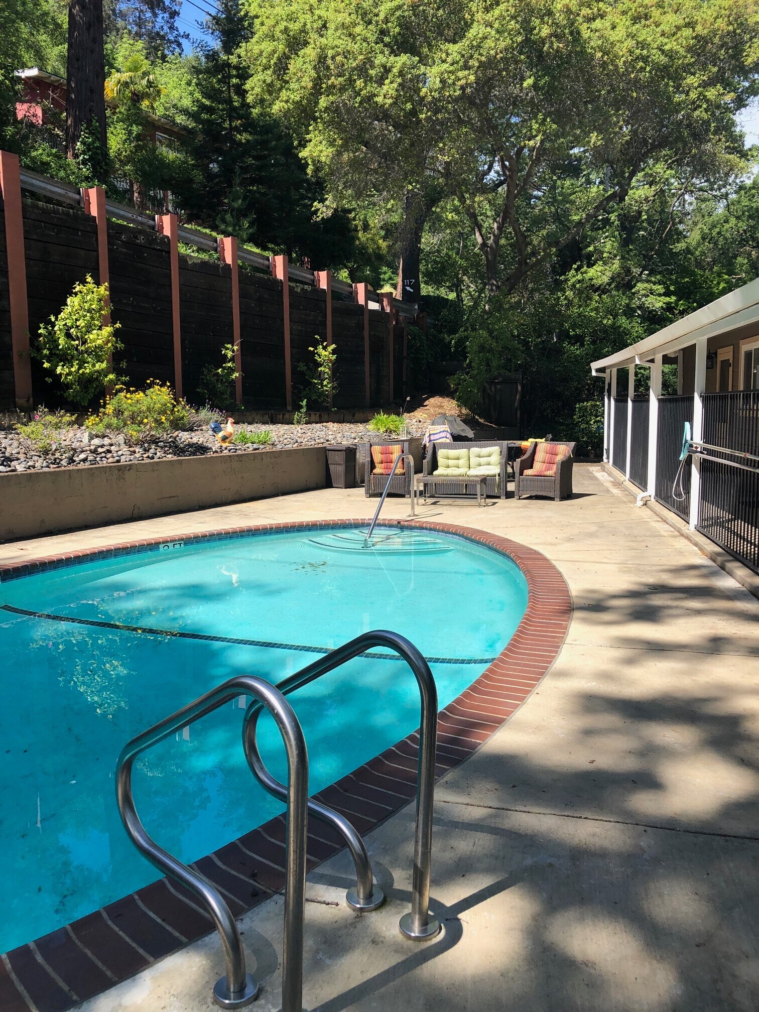 pool - 352 W Main St