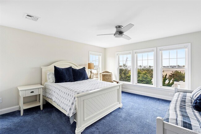 Building Photo - 176 Beach Ln