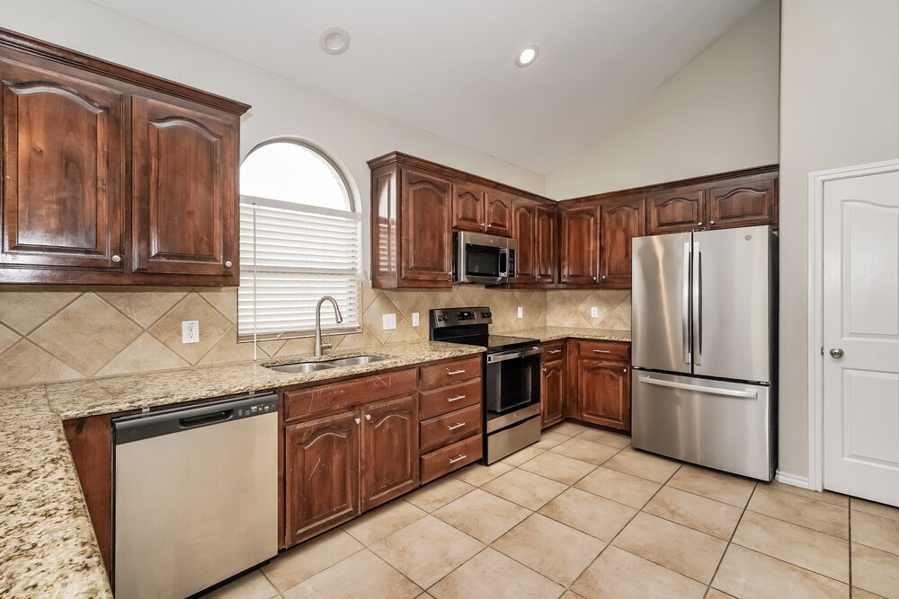 Building Photo - 3205 Stonecrop Trail