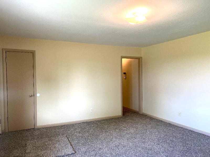 Building Photo - 631 Alexander Dr