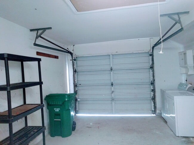 Building Photo - 1449 SE Larkwood Cir