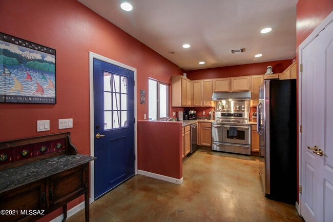 Building Photo - 5324 S Civano Blvd