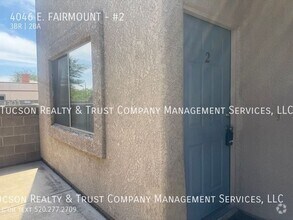 Building Photo - 4046 E. FAIRMOUNT-#2