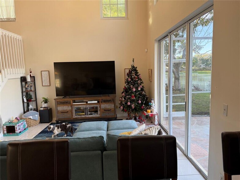 Building Photo - 4908 SW 151st Ave