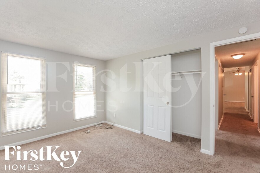 Building Photo - 4124 Oil Creek Dr