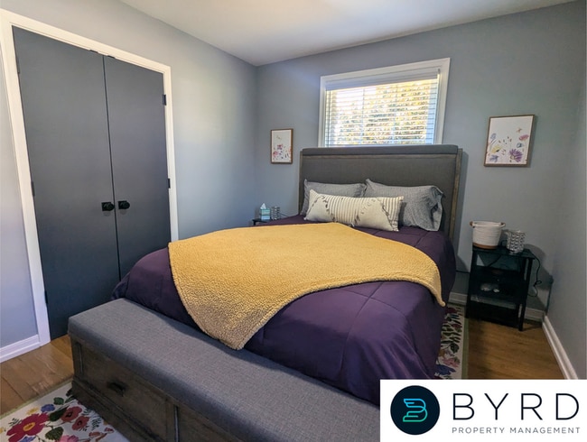 Building Photo - 4209 West End Dr