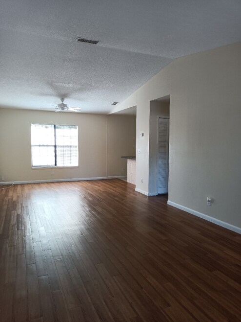 Building Photo - 7756 62nd Way N