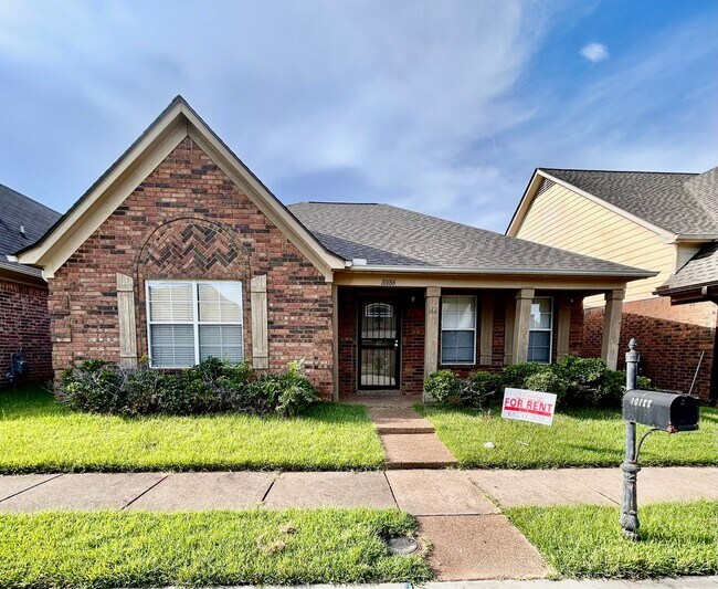 Building Photo - Beautiful 3 Bedroom, 2 Bath Home – Freshly Updated & Move-In Ready!