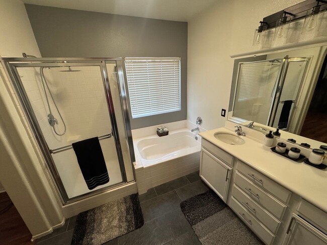 Building Photo - Beautiful Corner Lot