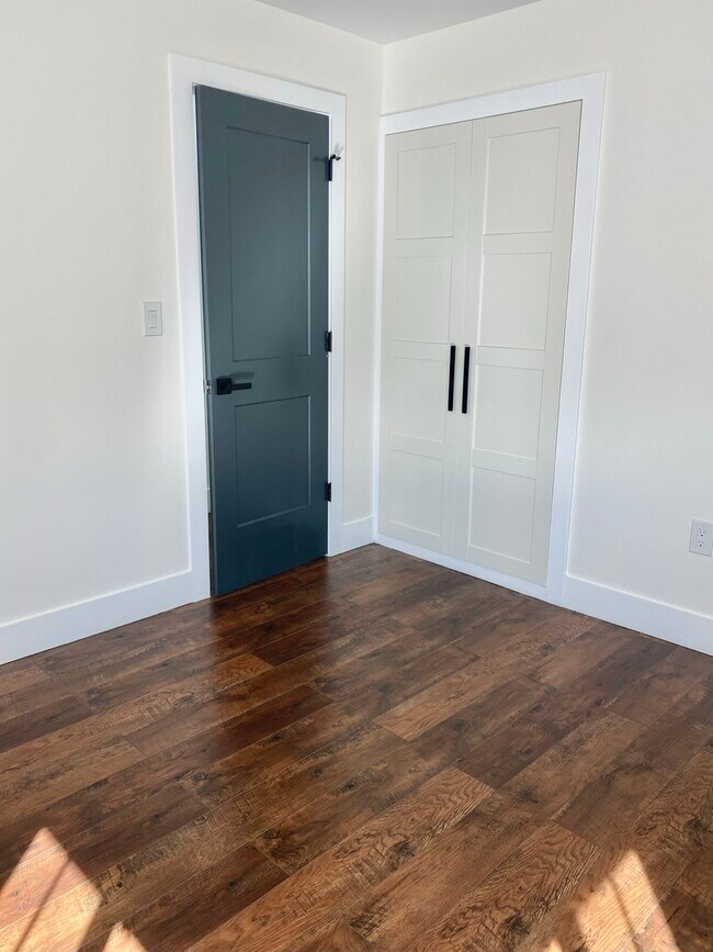 Building Photo - 2251 38th Ave