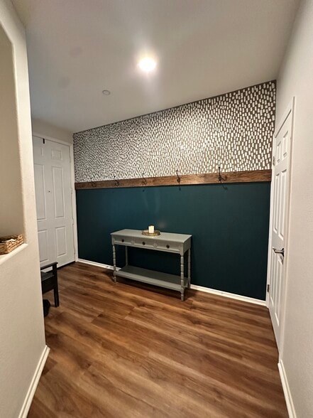 Building Photo - 732 Portside Pl