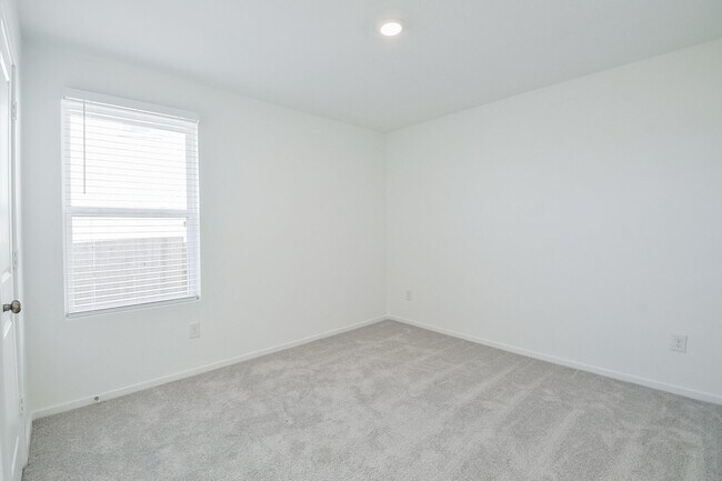 Building Photo - 6871 Flowering Ginger Ln