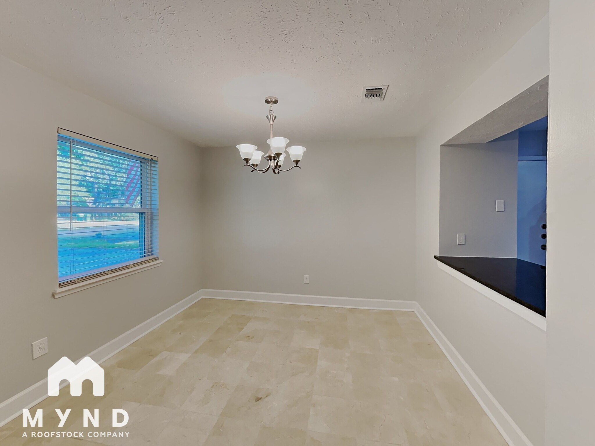 Building Photo - 61 S Circlewood Glen