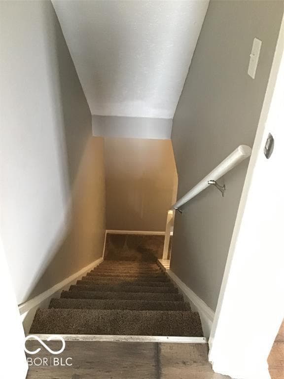 Building Photo - 6066 S Bay Dr