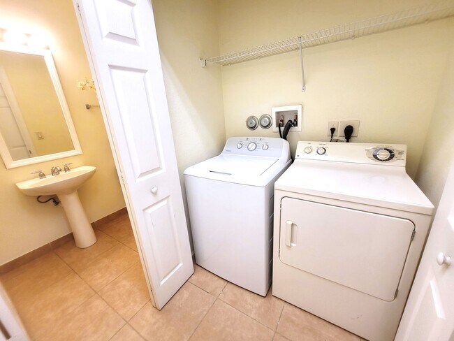 Building Photo - Vero Beach Florida Vero Beach Rent, LLC and Rental Property Management Company