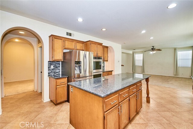 Building Photo - 27685 Rockwood Ave