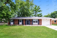 Building Photo - 7160 Claybeck Dr