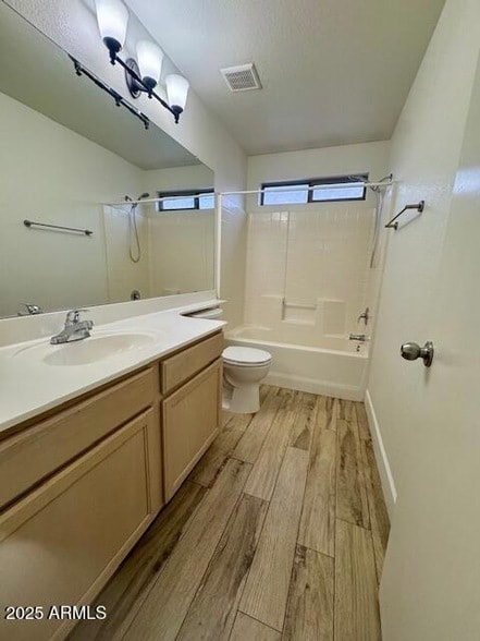 Building Photo - 1637 E Alicia Dr