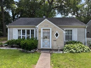 Building Photo - Cozy 2-Bedroom Home In a Peaceful Neighborhood!