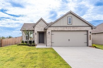 Building Photo - 1500 Lake Ridge Drive