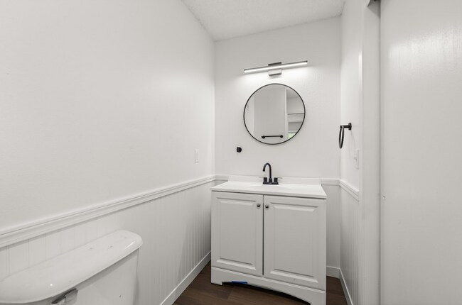 Building Photo - Ivy I | Elevated 3 Bedroom
