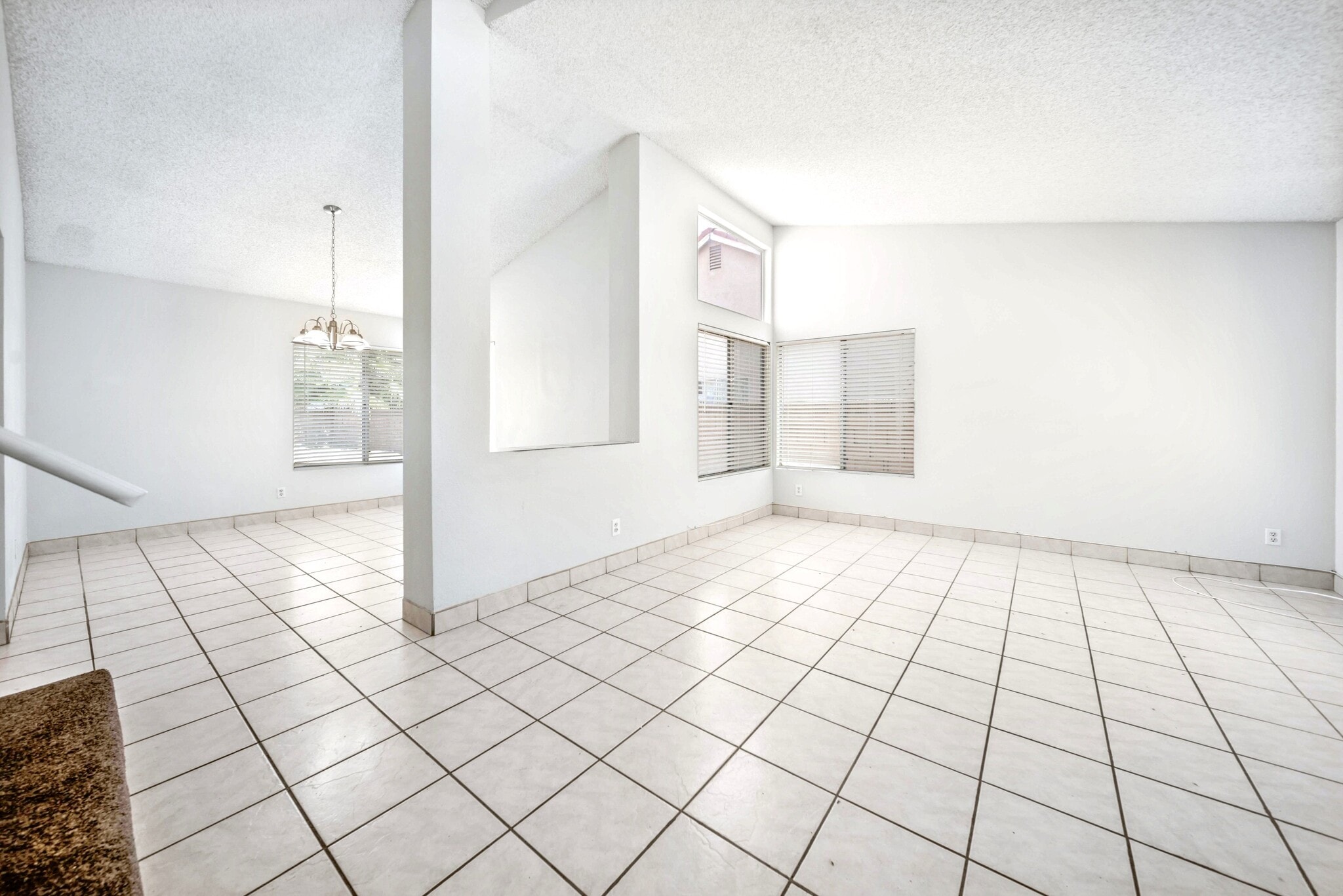 Building Photo - 771 E Avenue K7