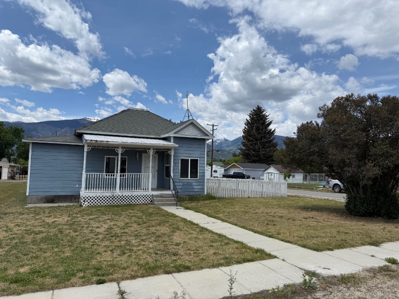 Primary Photo - 501 Buck St