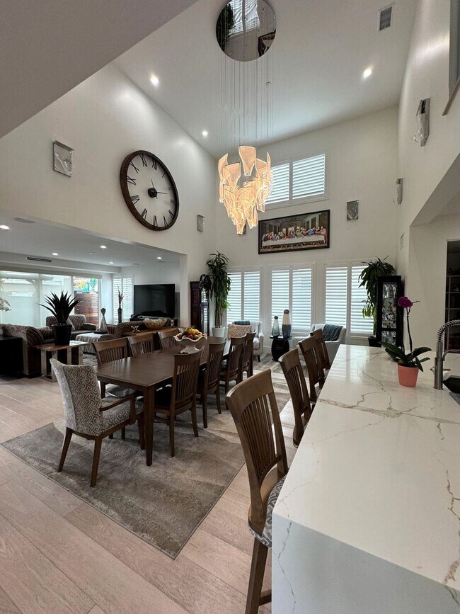 Building Photo - Luxury Coastal Living – Brand New Custom H...