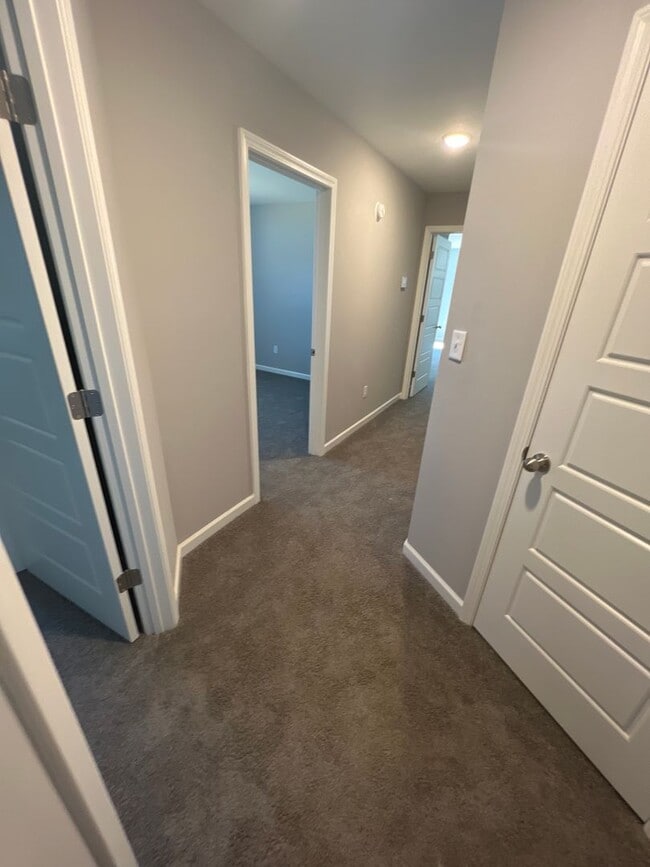 Building Photo - 4 bed, 2.5 bath house in Atoka built in 2022 now offering a move in gift card