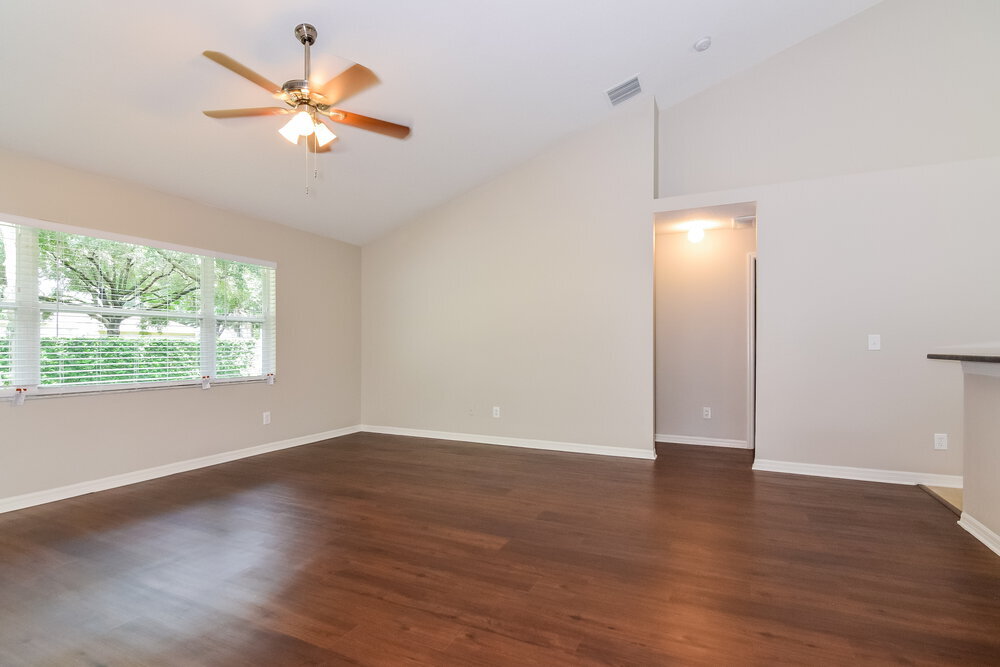 Building Photo - 2212 Kenwick Dr