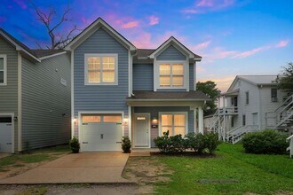 Building Photo - Spacious 3BR House in Wilmington - Newer C...