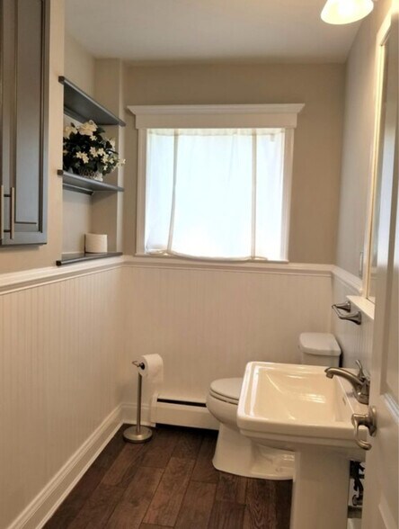 Building Photo - 1486 Walnut Ln