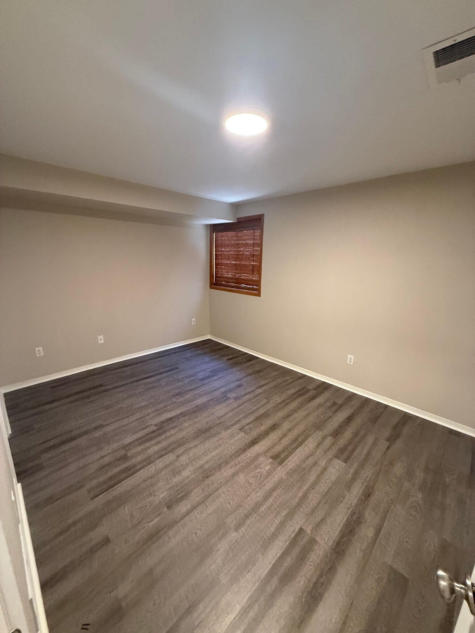 Building Photo - 2829 Springdale Ln