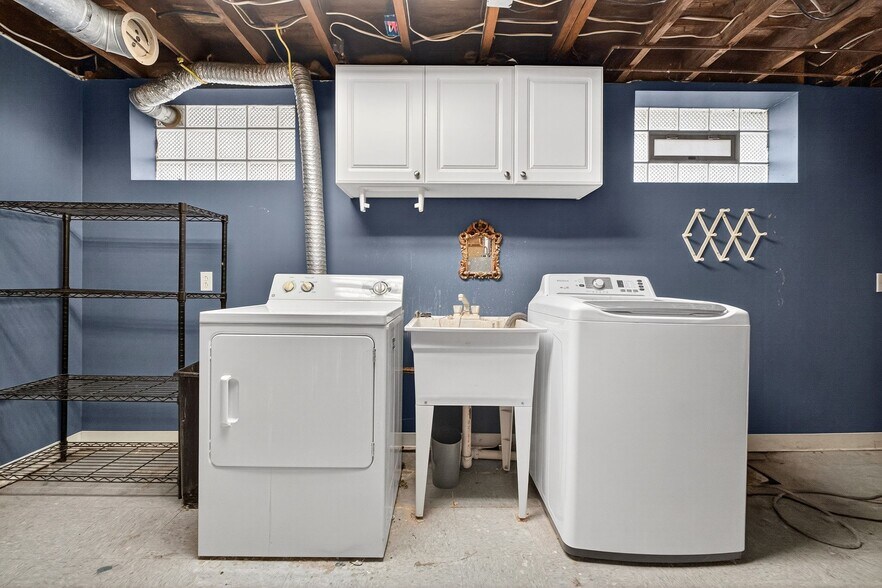 Laundry Room with Washer and Dryer - 4429 S Hills Dr