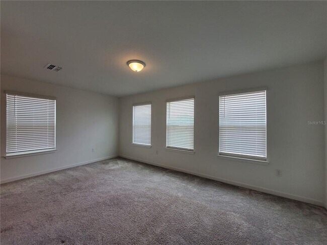 Building Photo - 6667 Depue Dr