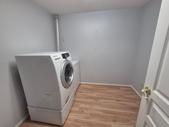 Building Photo - 1548 Butler Ct