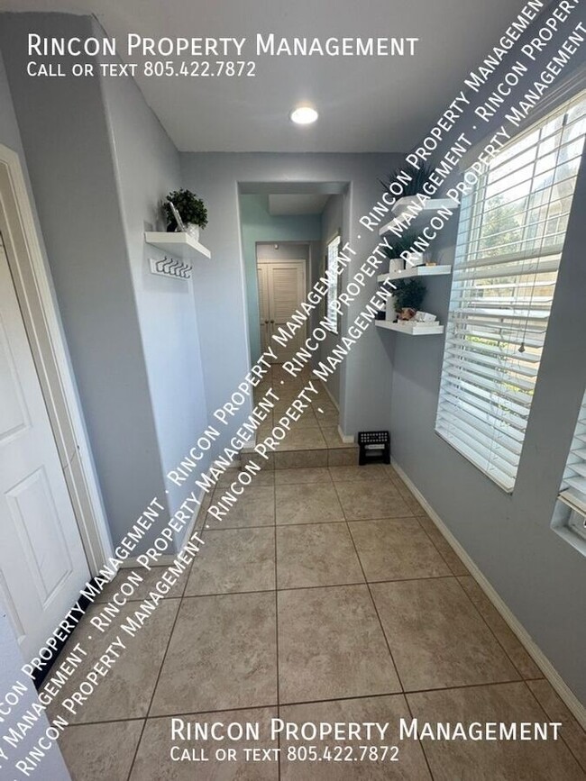 Building Photo - ***BEDROOM FOR RENT w/ Private Bathroom***...