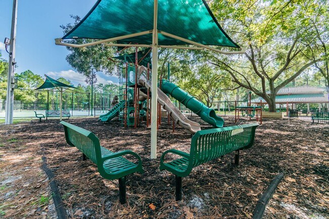 Building Photo - 9481 Highland Oak Dr