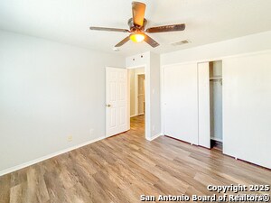 Building Photo - 115 McLennan Oak