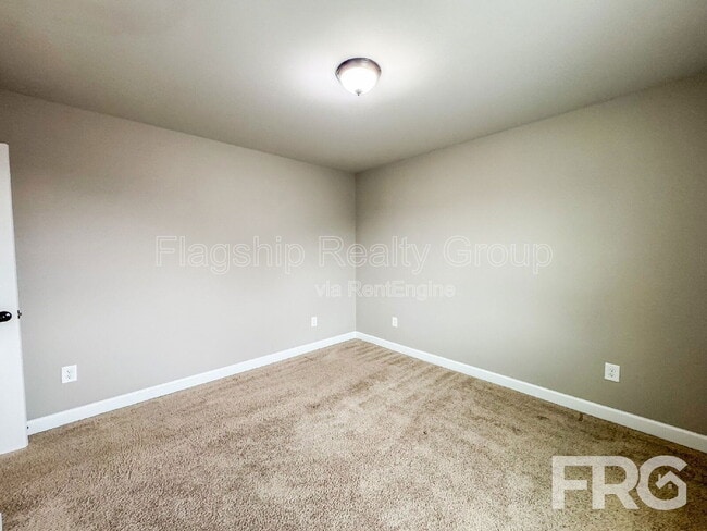 Building Photo - 419 Planters Ridge Dr